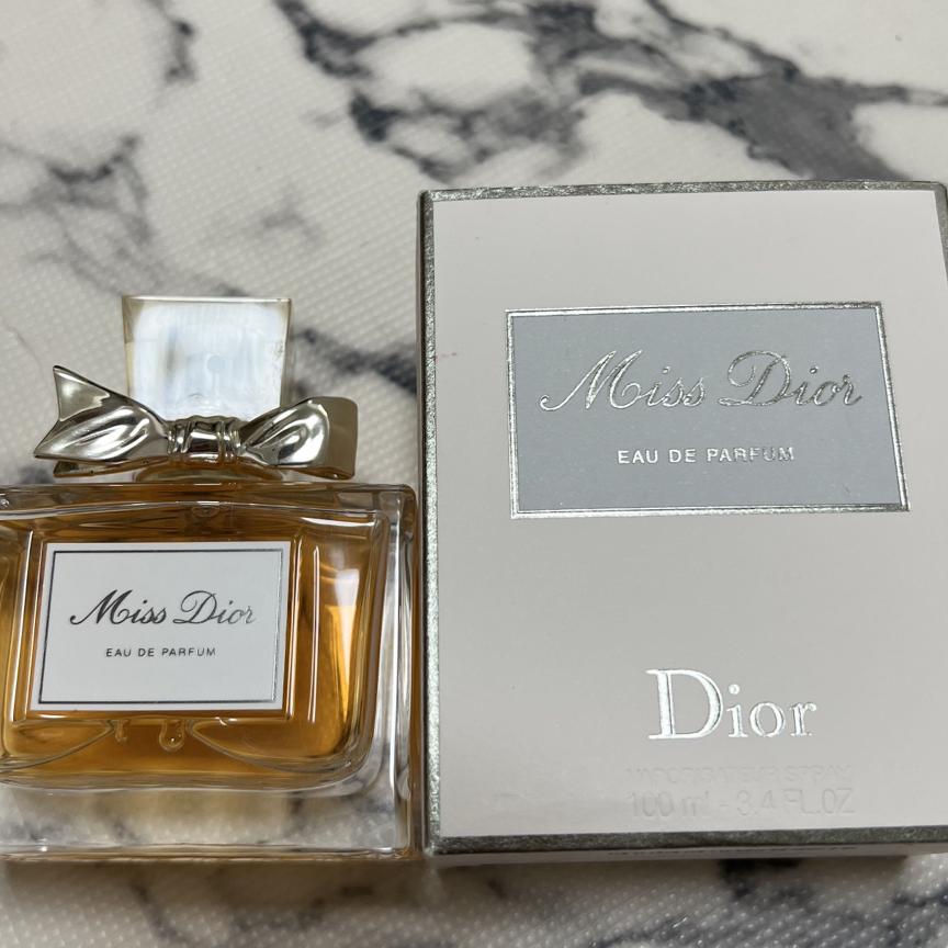 Christian Dior Miss Dior香水 100mlの通販 by ぱるる's shop｜クリスチャンディオールならラクマ