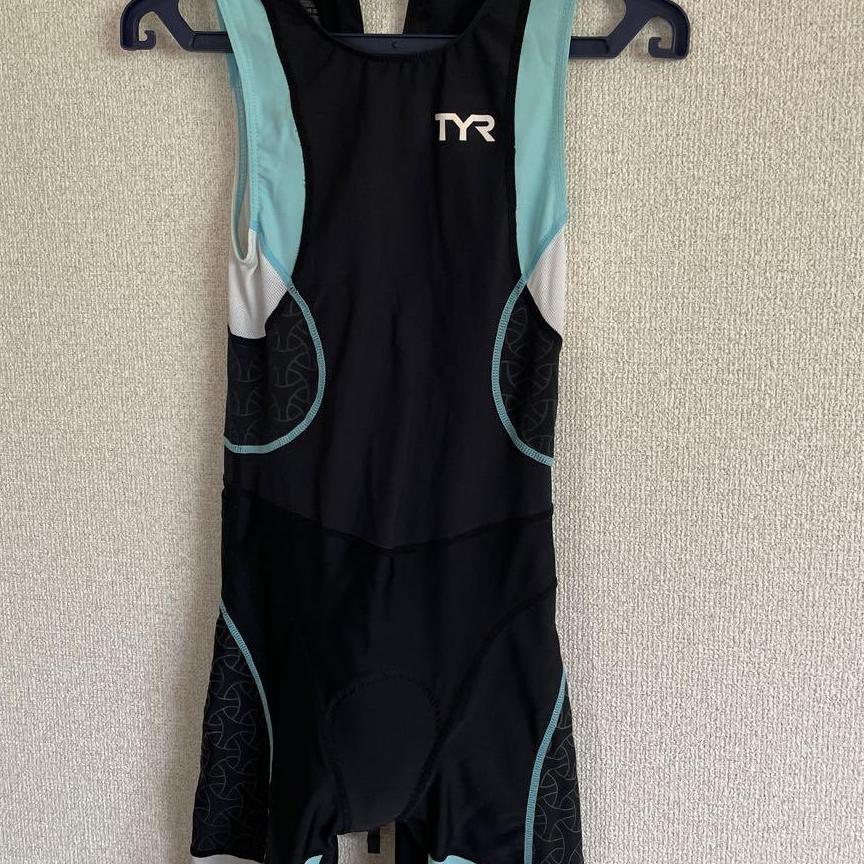 TYR　トライアスロン用　ウェア　レディースSサイズ