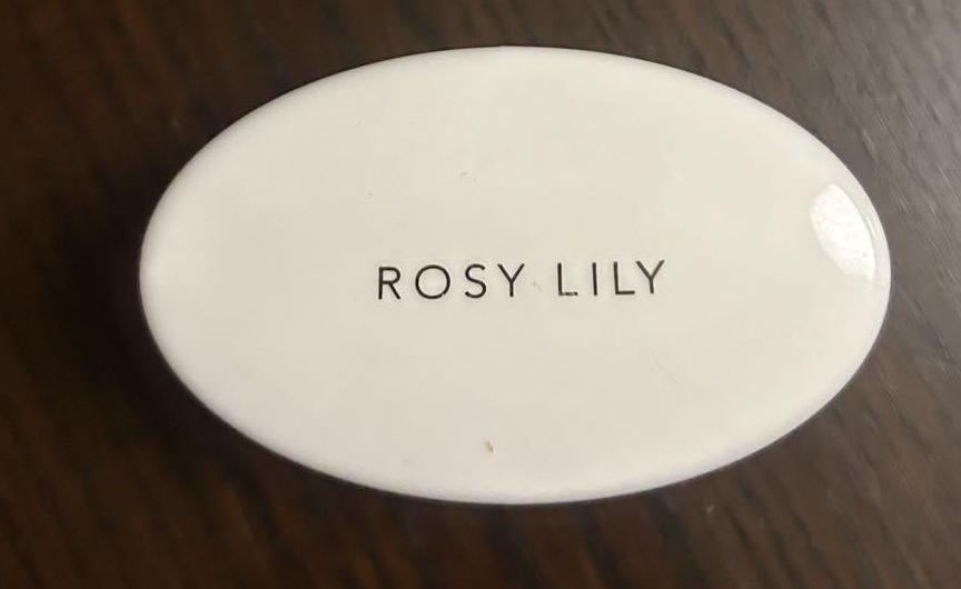 ✨️美品✨️ROSY　LILY　プレミアムシューズシャンプー　200ml