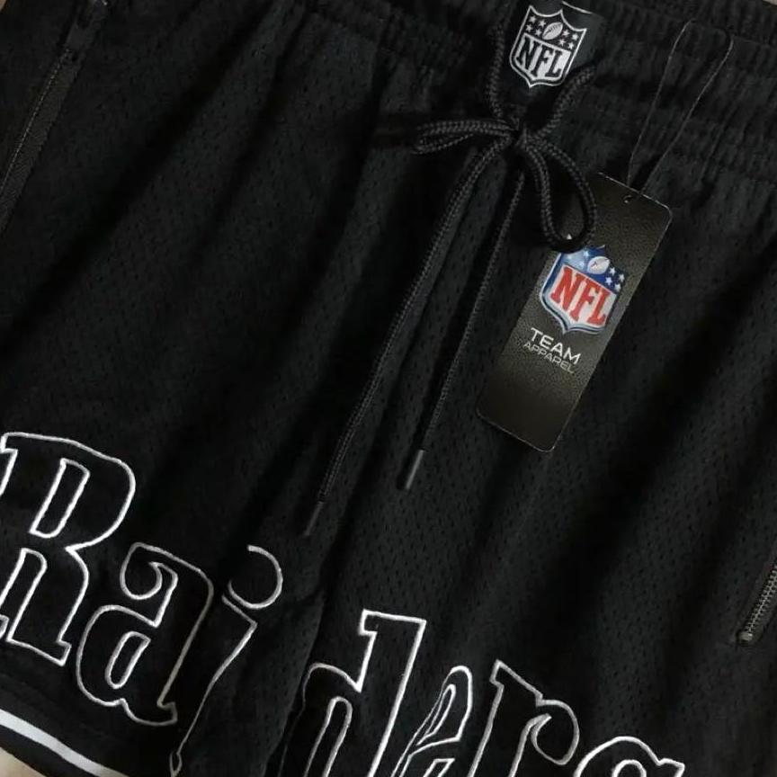 ☆新品☆ショートパンツ　NFL　raiders　アメフト　M　レイダース