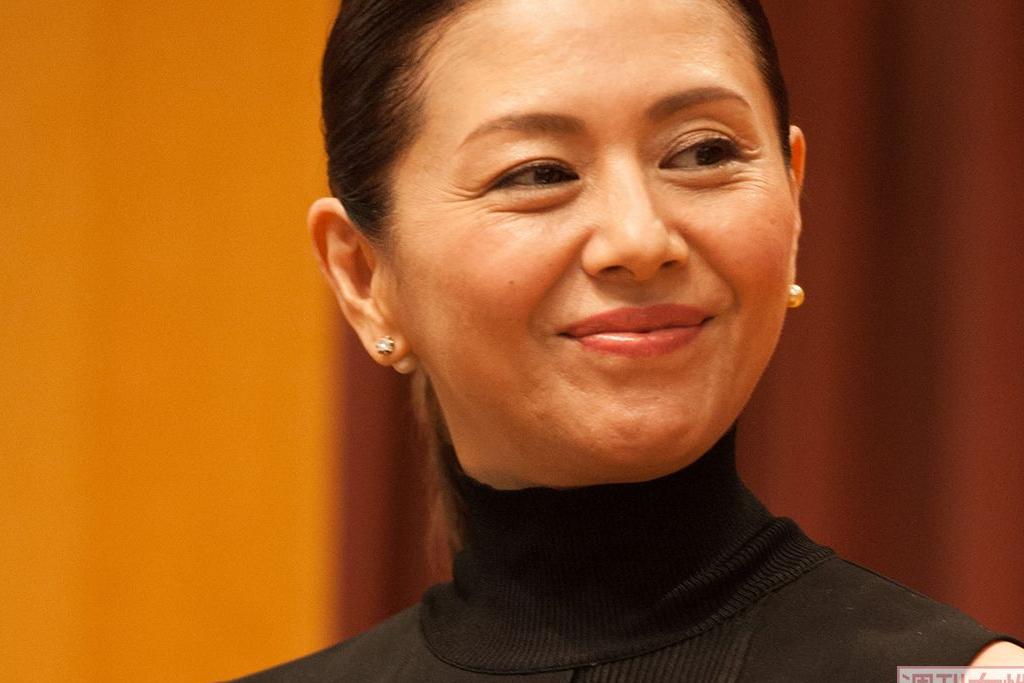 小泉今日子、ツイッターでの「政治的発言」も武器にして、貫き通す「脱・王道」 週刊女性PRIME